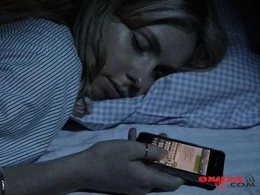 Əldə telefon yuxuya getmək təhlükəlidir — Alimlərdən xəbərdarlıq