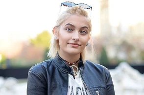 Maykl Ceksonun qızı özünü öldürmək istəyib