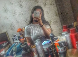 “Ərəb Penisini Göstərəcək, Fikirlərinizi Deycəksiz” – Azərbaycanlı Qadından Biabırçı Iş Elanı