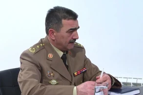 DYMX-nin rəis müavini Rza Xudiyev “Diqlas” Ticarət Mərkəzində yanğınla bağlı sualları cavablandırır - CANLI