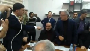 Tural Abbaslı və İsgəndər Həmidov əlbəyaxa dava həddinə gəldilər