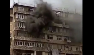Son dəqiqə:Bakıda bina yanır