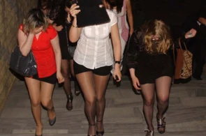 Paytaxtda fahişəliyə qarşı ƏMƏLİYYAT - şantaj olunanlar arasında tanınmış simalar var - FOTO