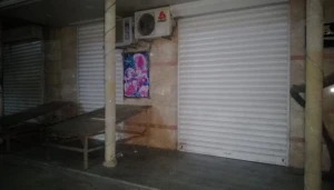 İşlədiyi mağazada özün asdı