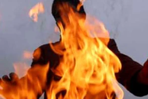 Goranboyda dəhşət:Su  əvəzinə benzin tökdü,diri-diri yandı