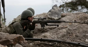 Terrorçular  hərbçilərə hücum ediblər