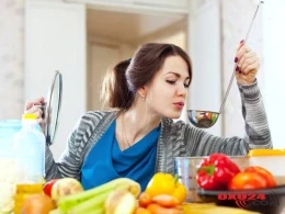 Yeməyin dadina baxmaq orucu pozurmu?