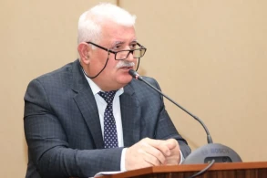 Bəzi məmurlar qadın jurnalistlərə daha tez qapı açır - Sədr müavini