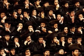 Nə üçün yəhudilər qara geyinirlər?