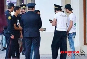 Polis “Torqovı”da “Vor v zakone” yazılı köynəklə gəzənləri saxladı