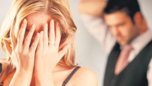 Arvadının başqa kişi ilə münasibətini öyrənən ər görün nə etdi -Bakıda dəhşətli hadisə