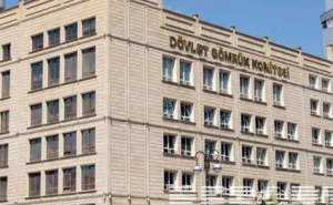 5500 dollara aldığı maşın üçün 5295 manat “rüsum” aldılar