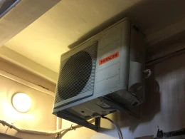 Bakıda "analoqu olmayan" hadisə - Kondisioneri görün hara quraşdırıblar - FOTO