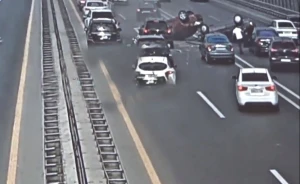 Aeroport yolunda yeddi maşın toqquşdu