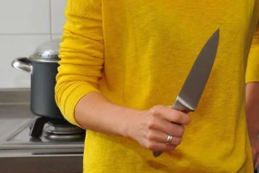 Bakıda gəlin qayınatasını qətlə yetirdi