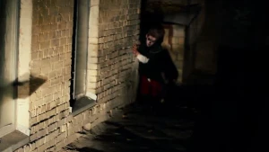 Dəhşətli görüntü: Dəniz kənarında zombilər peydə oldu,qumu cırmaqlayır,yerdə sürünürlər