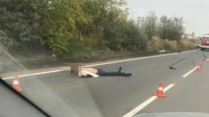 Deputatın oğlu 200 km/s sürətlə sürdüyü maşınla ər-arvadı öldürdü