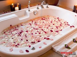 Dərini cavanlaşdıran ətirli vannalar