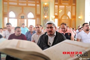 Azərbaycanda bayram namazı qılınıb — FOTOLAR