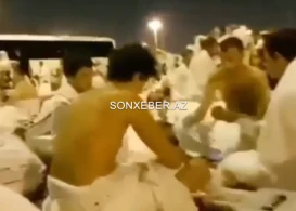 Həcilər qumar oynadı - Məkkədən şok görüntü