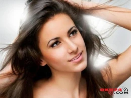 Saçları qalın edən, uzanmasını sürətləndirən 20 qəpiklik vasitə