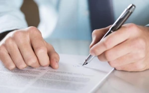 Baş nazir qərar verdi: bu şəxslərin maaşları artır