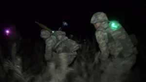 Prezident təsdiq etdi: Ordumuz  10.000 nəfərədək şəxsi heyətlə...