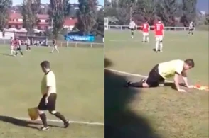 Futbolda biabırçılıq: Hakim içkili halda oyuna çıxdı (VİDEO)