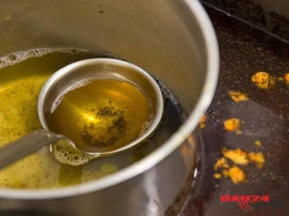 Yeməyi yüksək temperaturda bişirdikdə nə baş verir? - Mütəxəssis qorxunc FAKTI AÇIQLADI