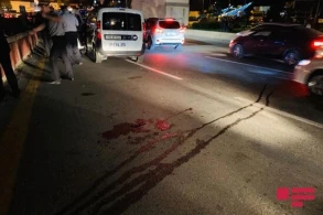 Bakıda küçədə dəhşətli qətl: arvadını uşaqlarının gözü qarşısında öldürdü