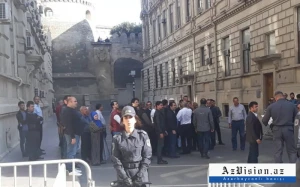 Əli Kərimli gəlmədi, piket başa çatdı