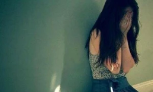 Azərbaycanda DƏHŞƏT: Yolun kənarından qızın meyiti bu halda tapıldı