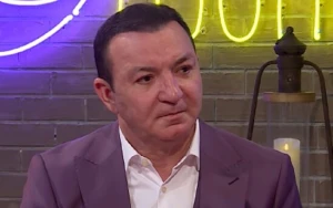 "Mazut iyi gələn adamın yanında oturmaram" - Video