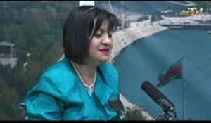 Azərbaycanda verilişdə biabırçılıq: Sizə daldan vurublarmı?