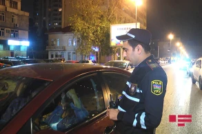 Bakıda gecə əməliyyat: Saxlanılanlar arasında qadınlar da var