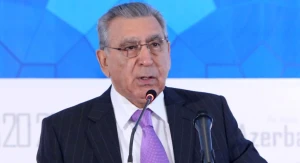 Prezident  Ramiz  Mehdiyevi də işdən çıxardı