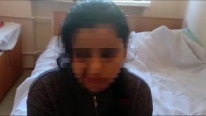 Azərbaycanda dəhşət: Müəllimə şagirdə elə söz dedi ki, qızın əsəbdən ağzı əyildi