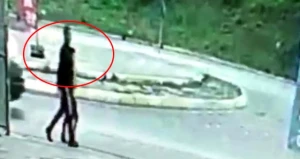 İyrənc hadisə kameraya düşdü: 9 yaşlı oğlan uşağına meşədə təcavüz etdi