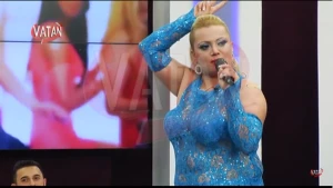 Canlı yayımda biabırçılıq: Əvvəl söyüş söydü,sonra əxlaqsız hərəkət etdi