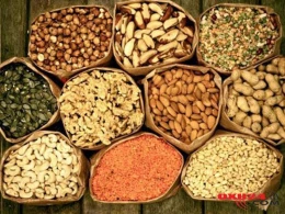 Qocalığı ləngidən qidalar