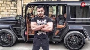 Əli Həsənovun nəvəsi maşın nömrələrini satışa çıxardı: 20 min manat (FOTOLAR)