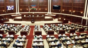 Bu şəxslər millət vəkili OLA BİLMƏYƏCƏK