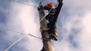 “Azərişıq” ASC-nin əməkdaşını cərəyan vurub öldürüb