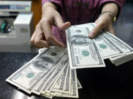 В США приняли решение по доллару