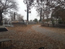 Azərbaycanda inanılmaz hadisə:  Qəbiristanlıqda  görün  nə  etdi