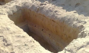 Qadının məzarı kişininkindən niyə dərin qazılır? — Din xadimi SƏBƏBİ açıqladı