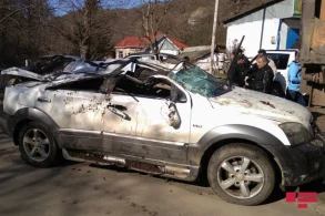 Lerikdə avtomobil körpüdən çaya aşıb, ölən var