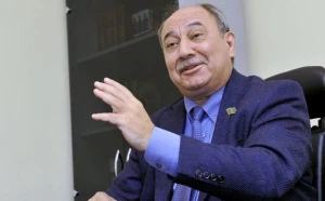 Deputatının böyrəyindən sancı tutdu,xəstəxanaya yerləşdirildi