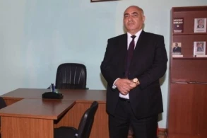Kabinetində həbs edilən icra başçısının kimliyi bilindi - ŞOK +FOTO