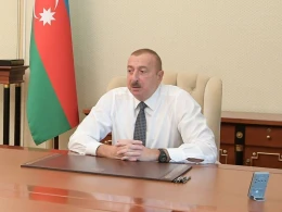 Prezidentlə görüşdə maraqlı anlar: Icra  başçısı Prezidentə bu qurumdan şikayət etdi + VIDEO